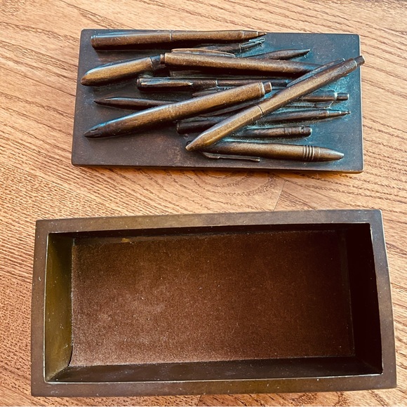 TMS Groovy Art Hemmingway Writer quote Heavy Pen Pencil Storage Box - Picture 3 of 14